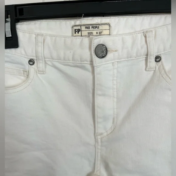 Free People White Skinny Distressed Jeans Size W27 - Picture 3 of 10